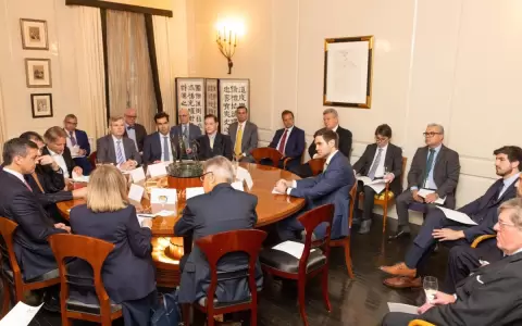 Ante el Global Americans, Pe�a ratifica compromiso con la democracia y desarrollo econ�mico
