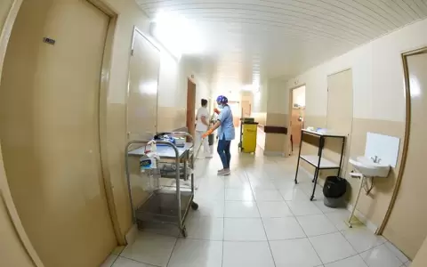 Tras denuncias por p�simo estado, duplican limpieza del Hospital Nacional de Itaugu�