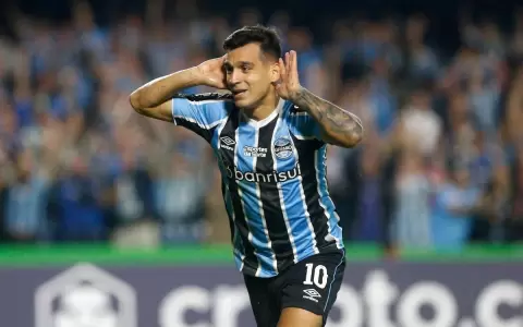 Talentoso volante estar� disponible para la Albirroja en noviembre