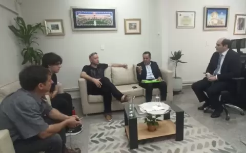 Vendedores de hierbas medicinales consens�an con Dinavisa legalizarse y jerarquizar sus productos