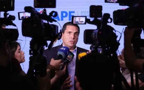 Robert Harrison respondi� al conflicto de entradas en el Supercl�sico