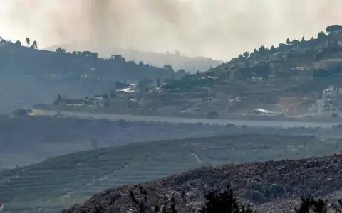 Israel detecta m�s de 100 proyectiles lanzados desde L�bano