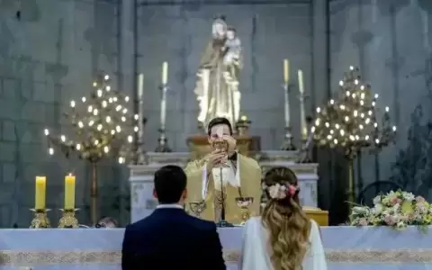 La Iglesia y el matrimonio: "Realmente no se anula nunca un sacramento can�nico"
