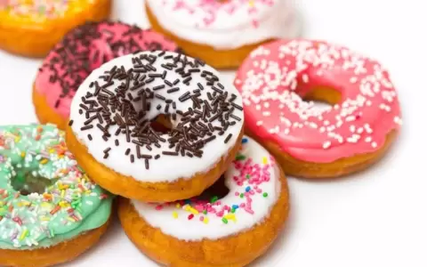 �Por qu� los antojos dulces aparecen despu�s de comer y qu� hacer para controlarlos?