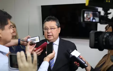Leite no declar� v�nculo con ONG porque "errar es humano"