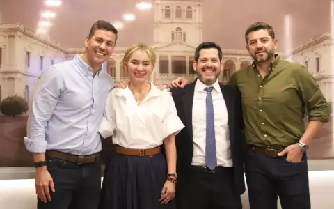 Oficializan regreso de Virina Villanueva a Honor Colorado