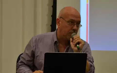 Conferencia de Tom�s Sans�n Corbo sobre hist�rico encuentro en Madrid