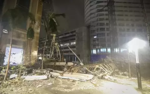 Al menos 4 muertos, 3 millones de usuarios sin luz y m�ltiples alertas por el paso del hurac�n Milton