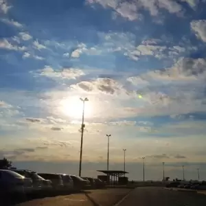 Ambiente fresco a c�lido, con algunas zonas de inestabilidad