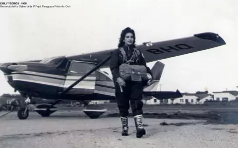 Declaran de inter�s cultural e hist�rico a Berta Servi�n: primera mujer piloto en Paraguay
