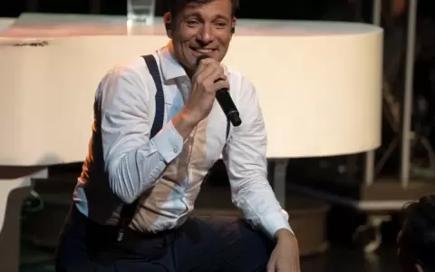 A Mam� le dieron 2 A�os presenta a Martin Bossi en Asunci�n
