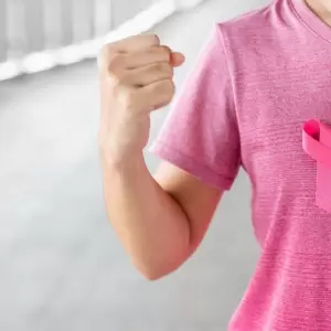 Octubre Rosa inicia con el lema "Esta lucha es de todos" y llaman a reforzar controles