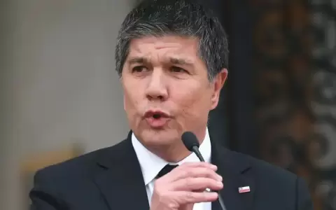 Gabriel Boric acude a Fiscal�a por caso de Manuel Monsalve