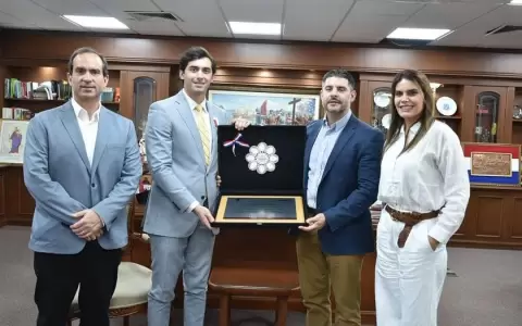 Declaran ciudadano ilustre a Diego Dom�nguez Bejarano
