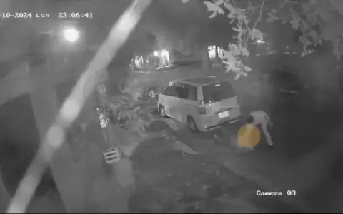 Hombre golpe� brutalmente a su pareja frente a su madre