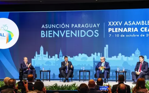 Empresarios latinoamericanos se re�nen en Asunci�n en Asamblea de la CEAL