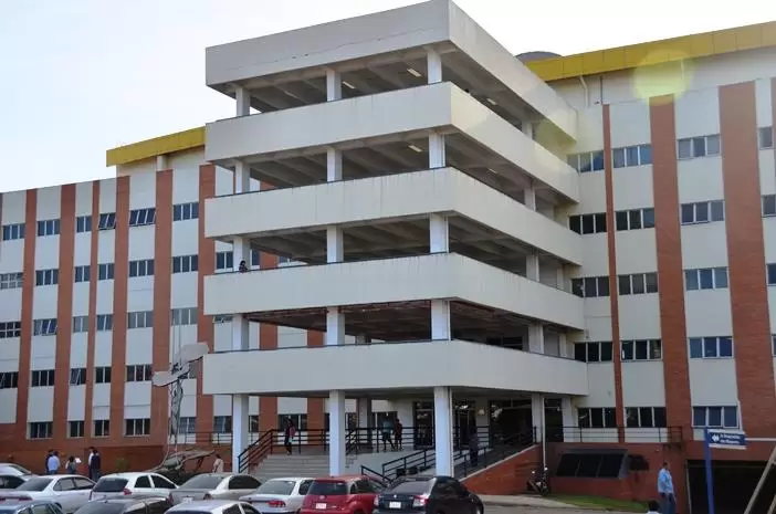 Pediatr�a del Hospital de Cl�nicas solicita inyecci�n de G. 8.000 millones