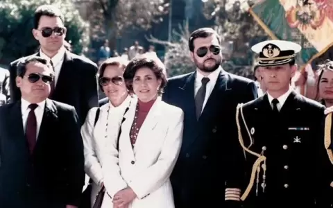 Julia Velilla Laconich, "Memorias de mi misi�n en Bolivia"