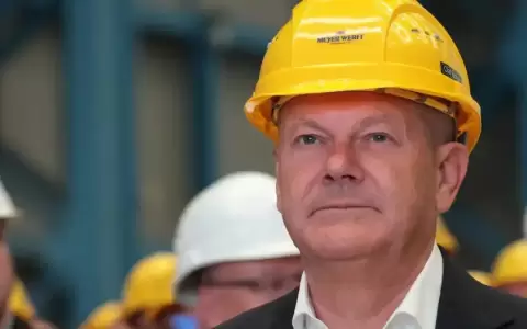 Socialdem�cratas nominan a Scholz como candidato a canciller