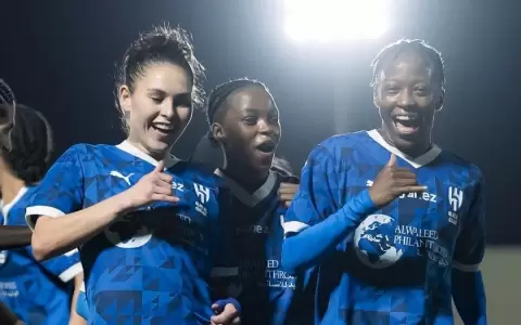 Doblete de Piray� Mart�nez para victoria del Al-Hilal en el Cl�sico Saud�