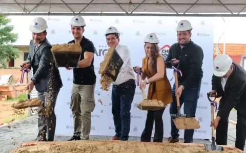 Che R�ga Por�: cuarto inicio de obras de viviendas en condominio