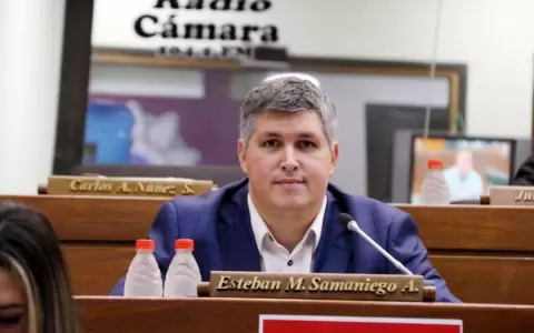 Diputado pidi� descuento para los parlamentarios ausentes y en especial para la �zurda caviar�