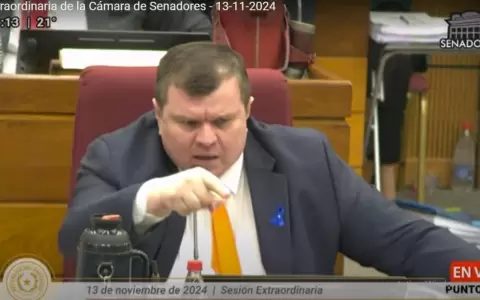 Senado queda sin cu�rum por desorden tras discusi�n entre Dionisio y Celeste