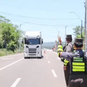 Patrulla Caminera solo sanciona licencias de conducir vencidas tras cinco años