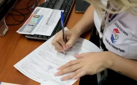 Diputados analizar�n proyecto que crea un departamento de electores en el exterior