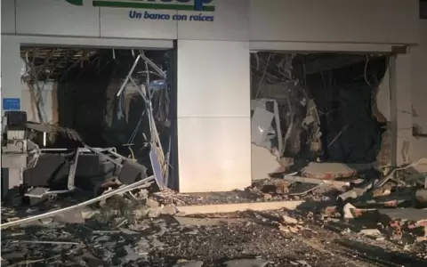 Alto Paran�: nuevo asalto tipo comando a una sede bancaria en Naranjal