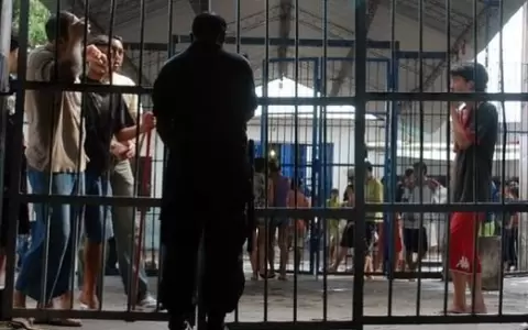 Tras esc�ndalo de abusos, los ni�os tendr�n prohibido el ingreso a las c�rceles