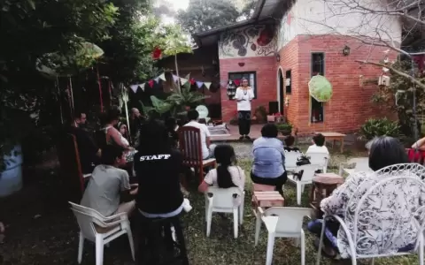 "Manga y C�mic" en Casacuento, biblioteca comunitaria de Aregu�