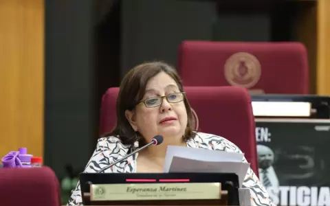 Senadora cuestion� extensi�n de vigencia de la CBI conocida como �comisi�n garrote�