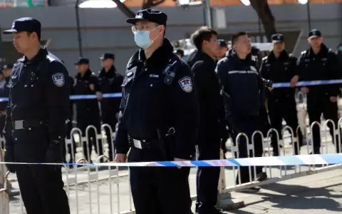 Al menos ocho muertos y 17 heridos en un ataque con cuchillo en una escuela de China