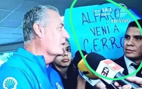 �Ven� a Cerro�: el pedido de los azulgranas para Gustavo Alfaro
