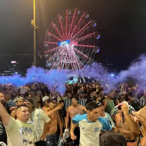 30 vuelos ch�rter y 100 buses llegan para la final Sudamericana