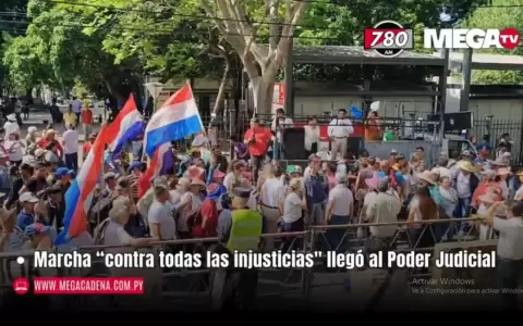 Marcha por la justicia y contra todas las injusticias concluy� este jueves frente al Poder Judicial