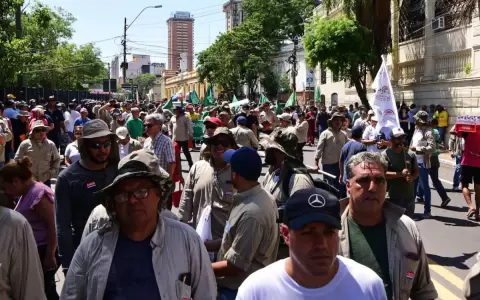Movilizaciones en todo el pa�s contra Ley del Servicio Civil