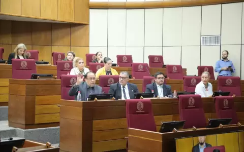 Pr�rroga de "Comisi�n Antilavado" se concreta hoy