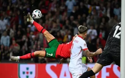 Primero Tony, ahora CR7: la acrobacia para la goleada de Portugal