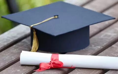 Solo 10% de los paraguayos culmina su carrera universitaria: un desaf�o para el desarrollo del pa�s