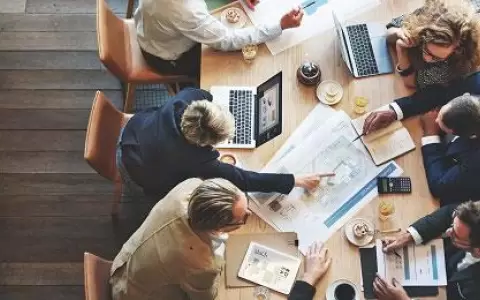Para el 2030, 70% de la juventud de Am�rica Latina trabajar� en el sector servicios, dice estudio