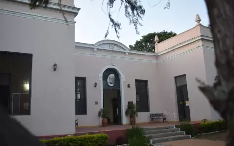 Municipalidad de Aregu�.