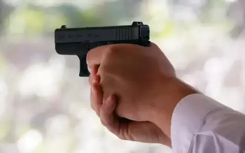 Investigan la muerte de un hombre que fue asesinado a tiros en Bah�a Negra