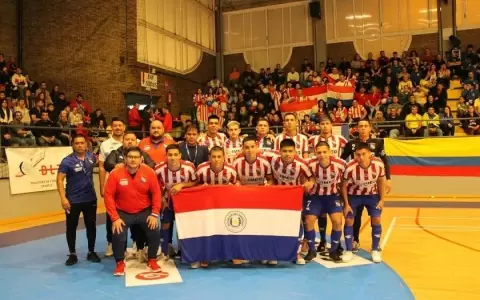 Paraguay roz� la gloria en el Mundial C20