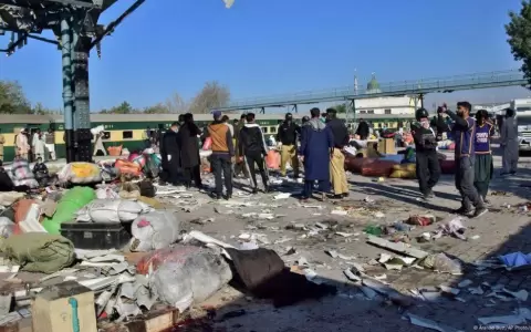 Un atentado suicida deja al menos 24 muertos y 46 heridos en la ciudad paquistan� de Quetta