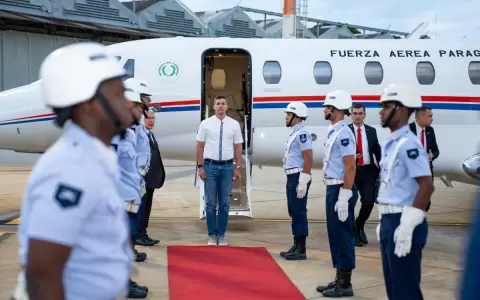 Pe�a lleg� a Brasil para participar como invitado en G20