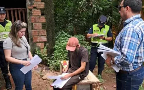 Intervienen vivienda donde ten�an animales en situaci�n de abandono