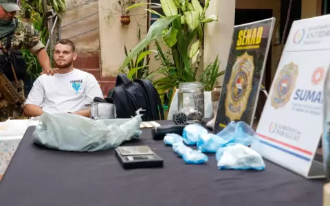 Senad captur� al "Se�or de la Noche" en Trinidad que vend�a drogas en discotecas y gimnasios