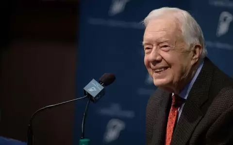 Trump agradece los esfuerzos de Carter por mejorar la vida en "la naci�n m�s grande de la historia"